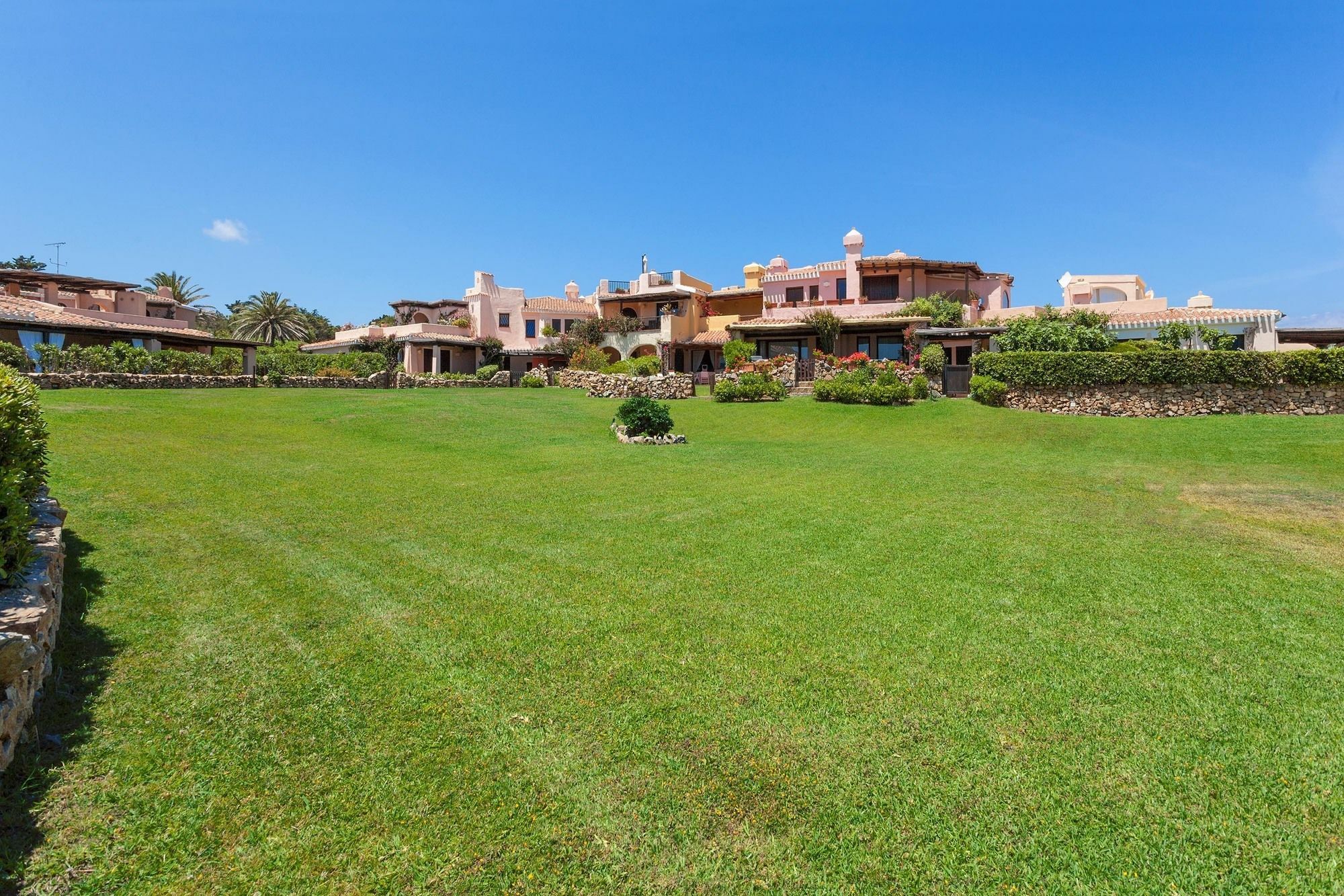 Villa Dolce Sposa Порто Черво Екстериор снимка